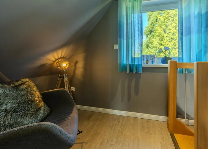 Huenzingen 度假居 *