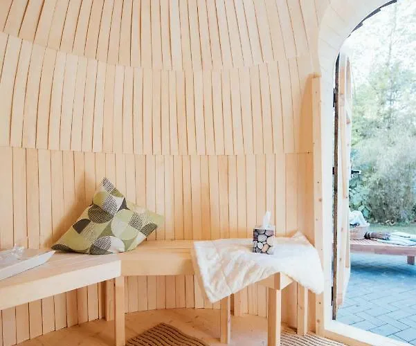 Huenzingen 度假居